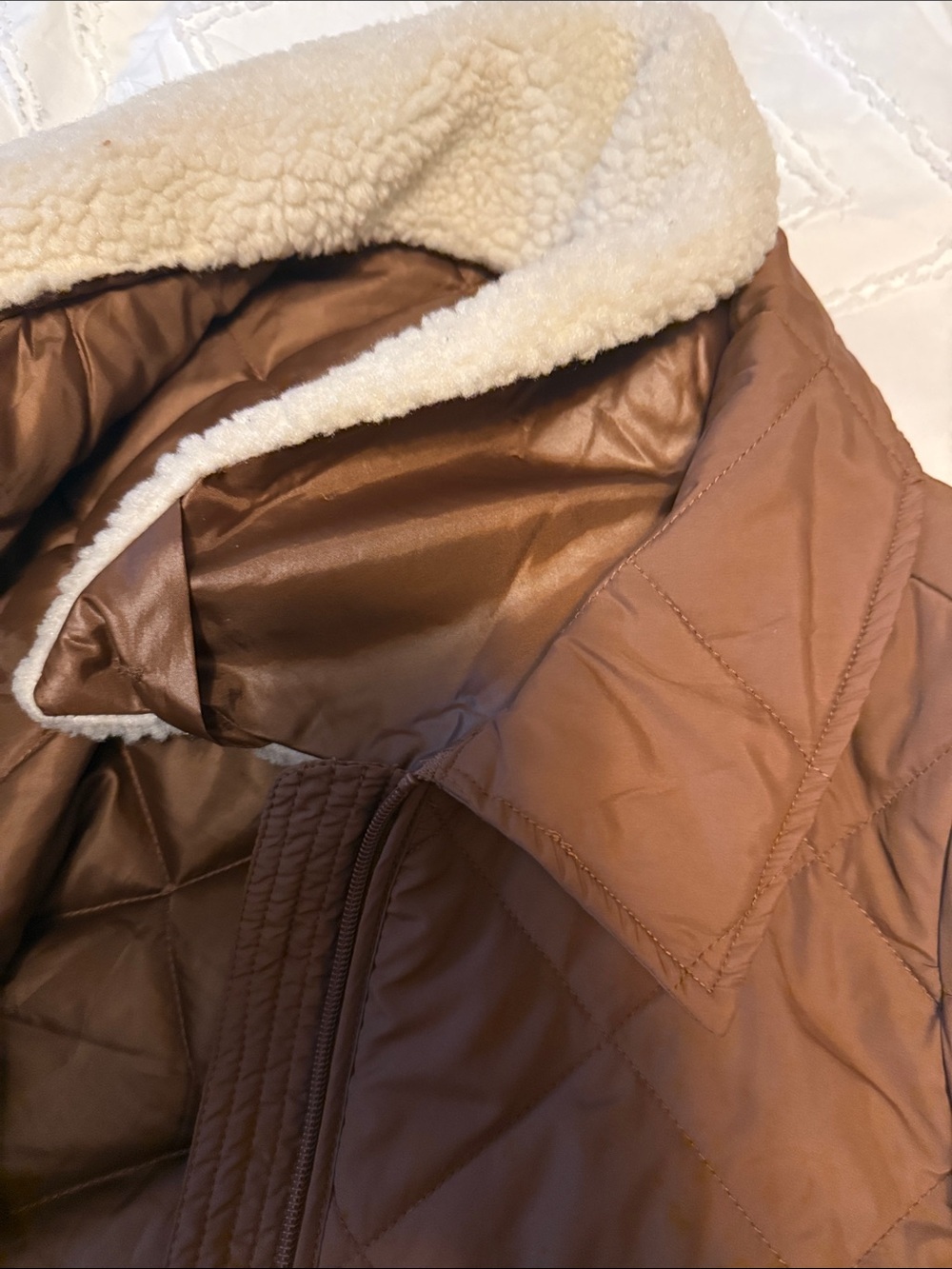 Vero Moda Quilted Brown Puffer Coat with Cream Sherpa Collar - Picture 8 of 8